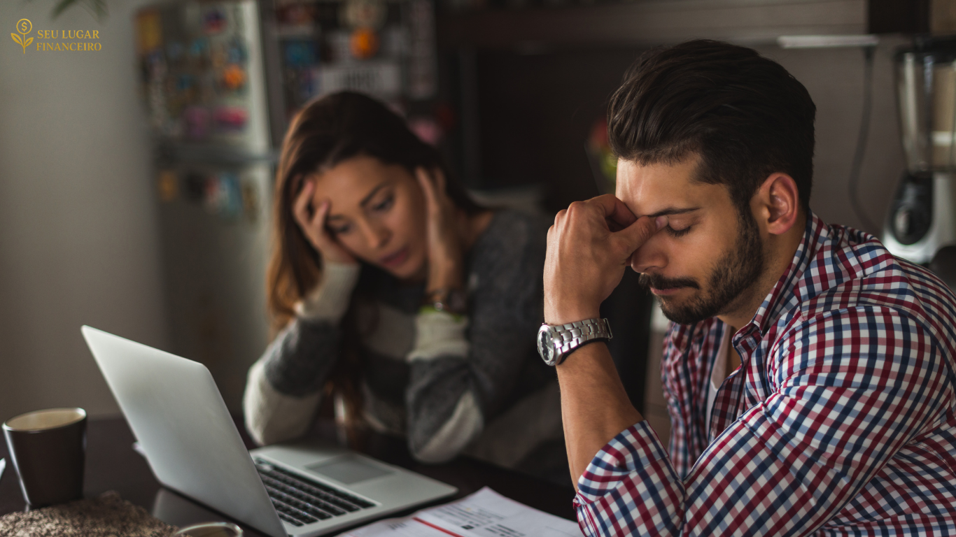 Leia mais sobre o artigo Como Sair das Dívidas Mesmo Ganhando R$ 2.000 por Mês